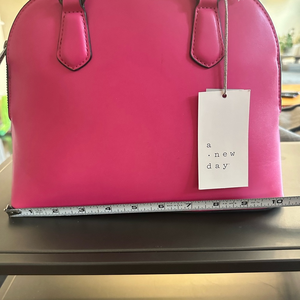 A New Day fuchsia pink women's satchel NWT - Picture 2 of 3